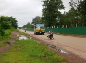 カンボジア　以前の道路